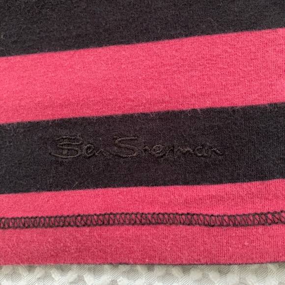 Ben Sherman v-neck tee - Picture 3 of 6